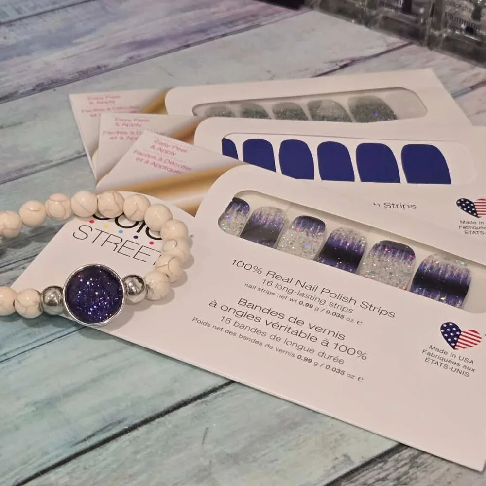 Color Street Winter Blue Press on Nail Design Bracelet bundle